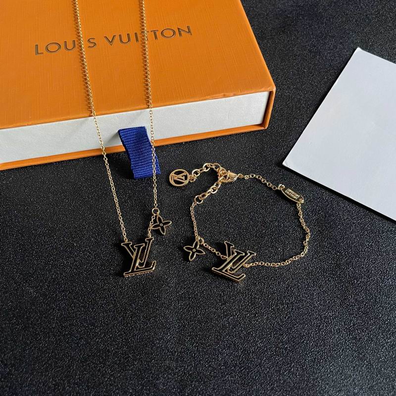 LV Suits 11yxx09